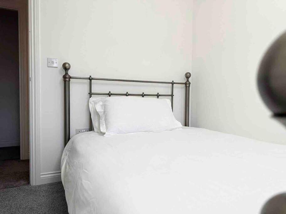 Serene Home Ideally Connected To Central London 布罗姆利 外观 照片
